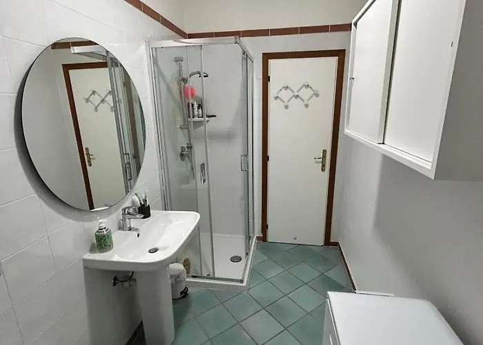 Semesterbostad Luisa Elba - Relax Tra Mare E Montagna